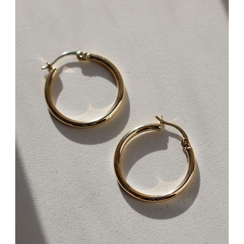 Goldene Eleganz Creolen